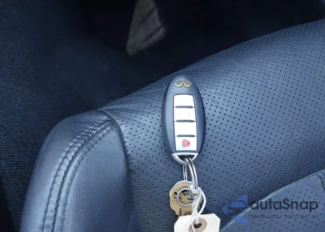 2015 Infiniti Q40 z USA, uszkodzony, nr VIN JN1CV6AP1FM580876